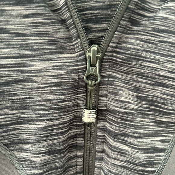 Lululemon 1st Edition Stride Fitted Activewear Heather Grey/Black Hooded Jacket - Picture 3 of 8